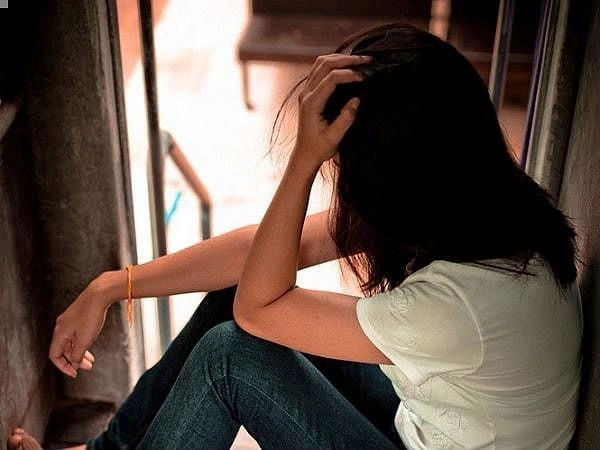 Tôi tủi thân vì bố mẹ luôn phân biệt đối xử vì tôi là con gái (Ảnh minh họa, nguồn: KT)