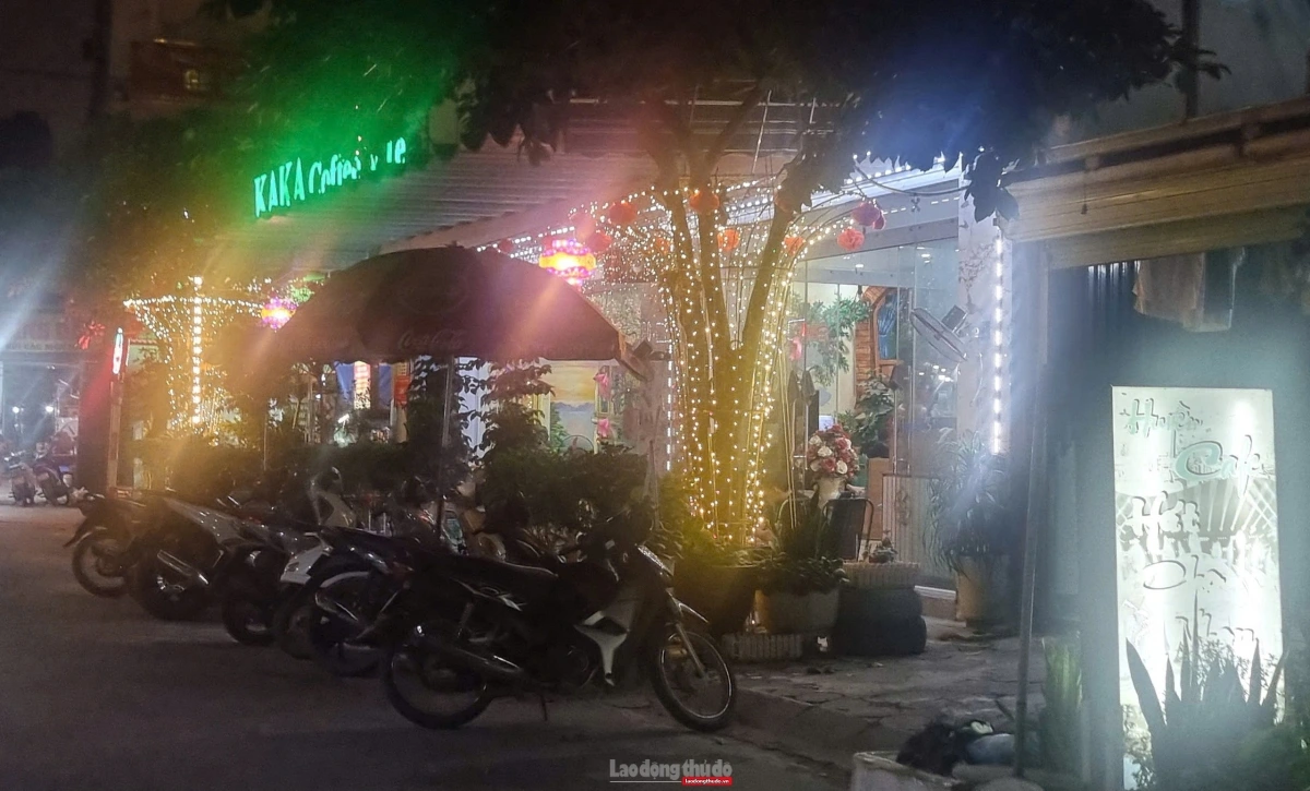 Quán Kaka Coffee Tea (số 1&2 - Lk2 - KĐG Dược X7 - Ỷ La - Dương Nội - Hà Đông) ngang nhiên lấn chiếm vỉa hè, lòng đường để kinh doanh