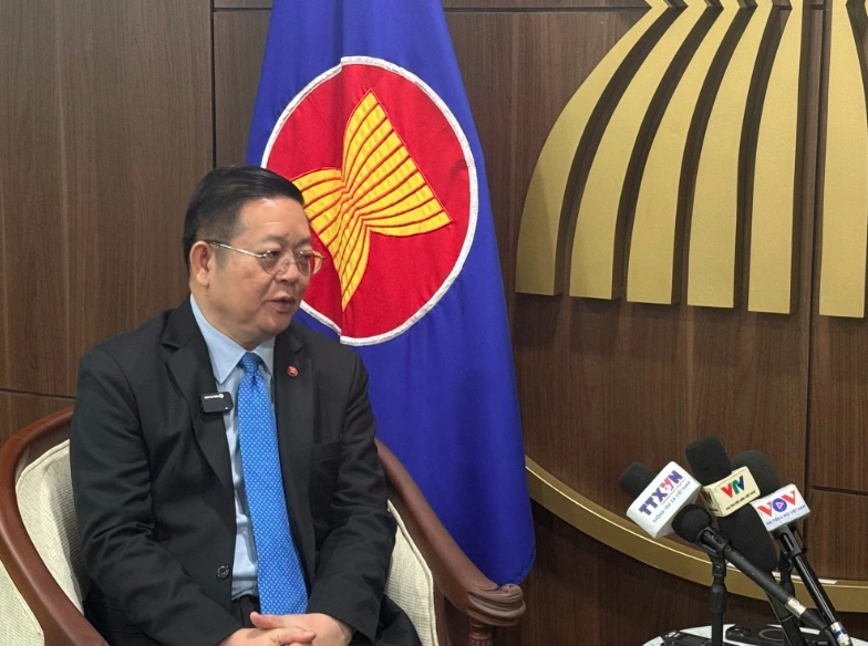 Tổng thư ký ASEAN Kao Kim Hourn trả lời truyền thông Việt Nam trước thềm Hội nghị cấp cao ASEAN 46.