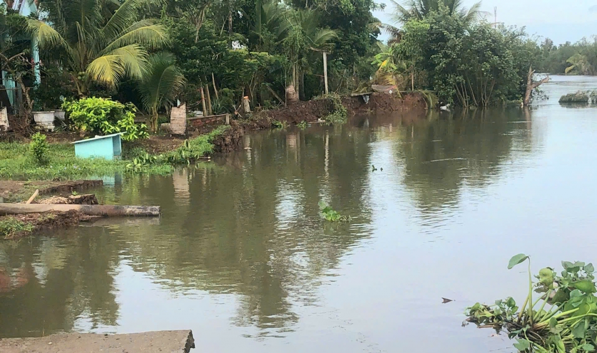 Đoạn sạt lở tại ấp Ninh Thới, xã Thới An Hội, huyện Kế Sách