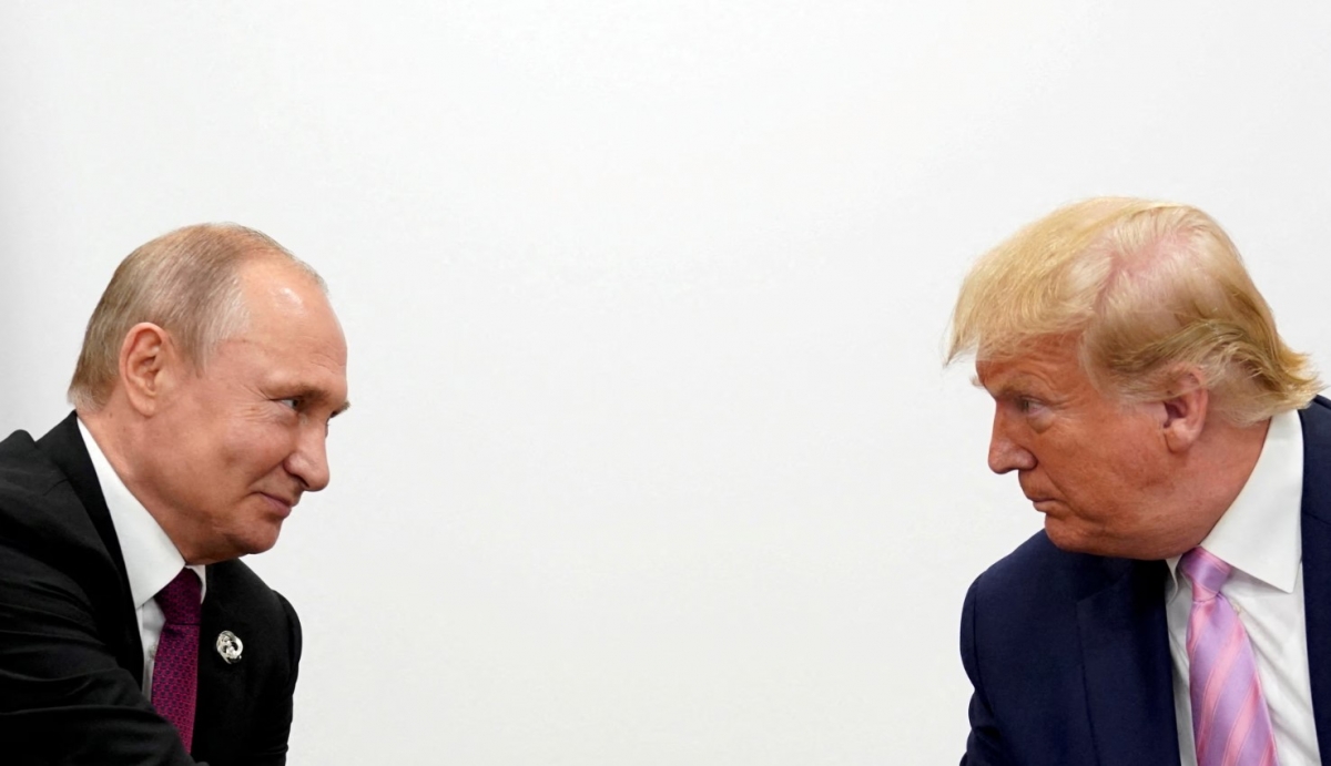 Ông Putin (trái) và ông Trump (phải). Ảnh: Reuters