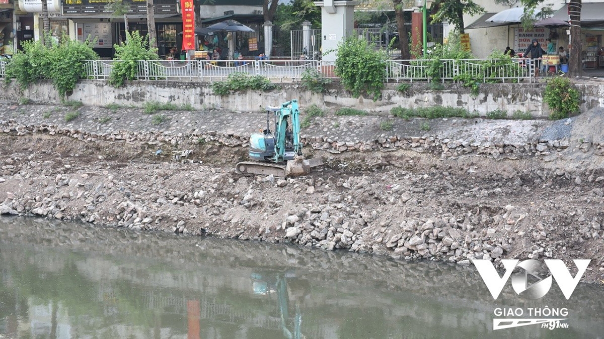 Dự án ''hồi sinh'' sông Tô Lịch đang được triển khai với nhiều kỳ vọng của người dân về một ''dòng sông xanh''