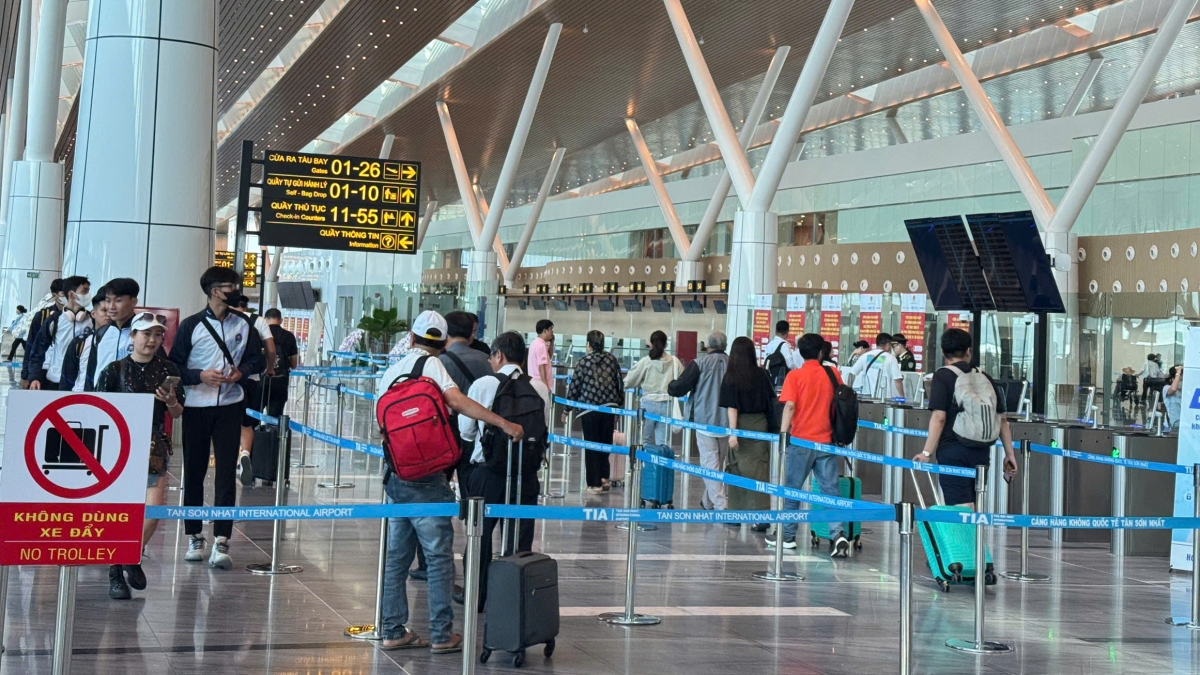 Từ 4h ngày 17/5, tất cả các chuyến bay nội địa của Vietnam Airlines chuyển san khai thác tại T3