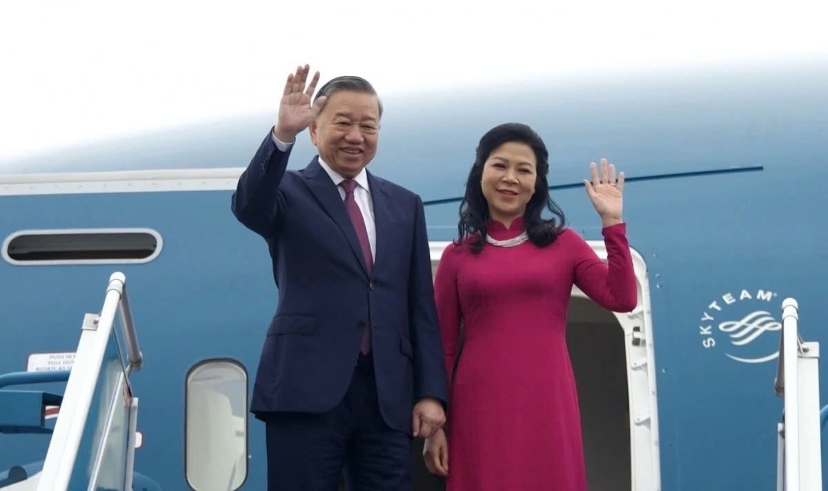 Tổng Bí thư Tô Lâm và Phu nhân.