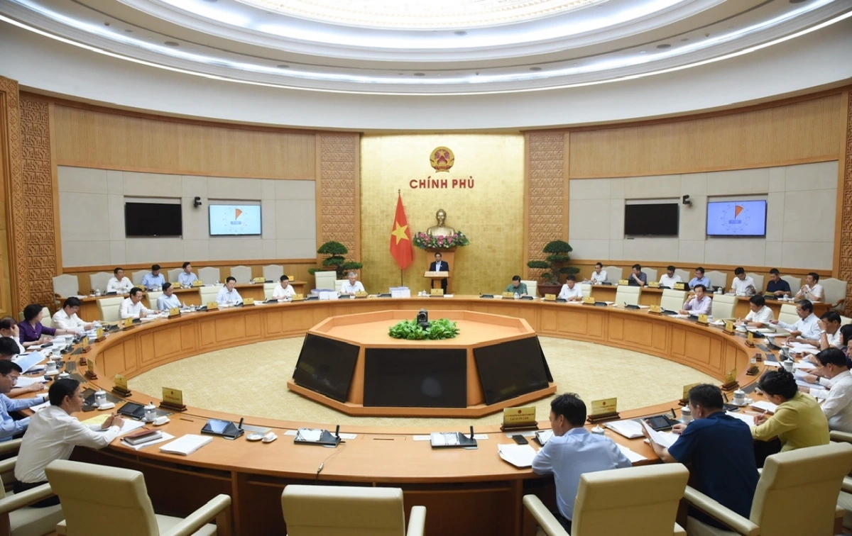Phiên họp của Chính phủ về việc sắp xếp, tổ chức lại đơn vị hành chính các cấp và xây dựng mô hình tổ chức chính quyền địa phương 2 cấp.