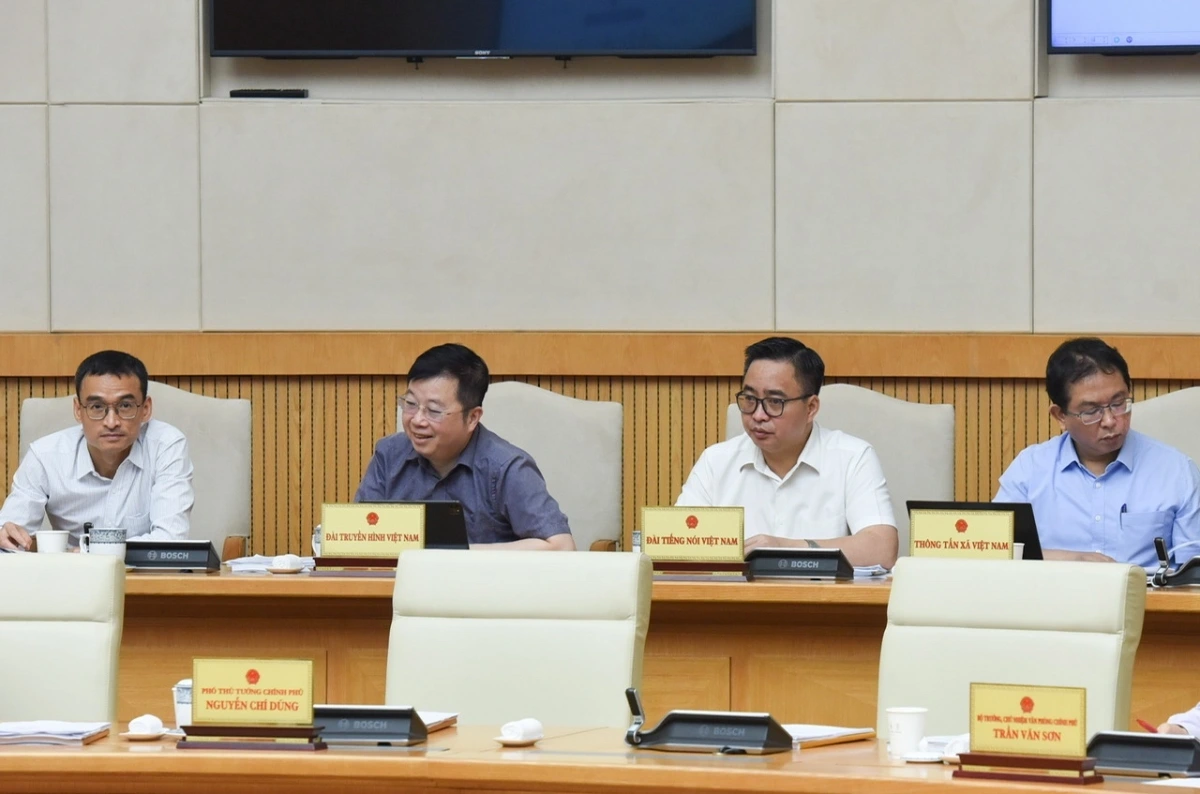 Các đại biểu tại Phiên họp.