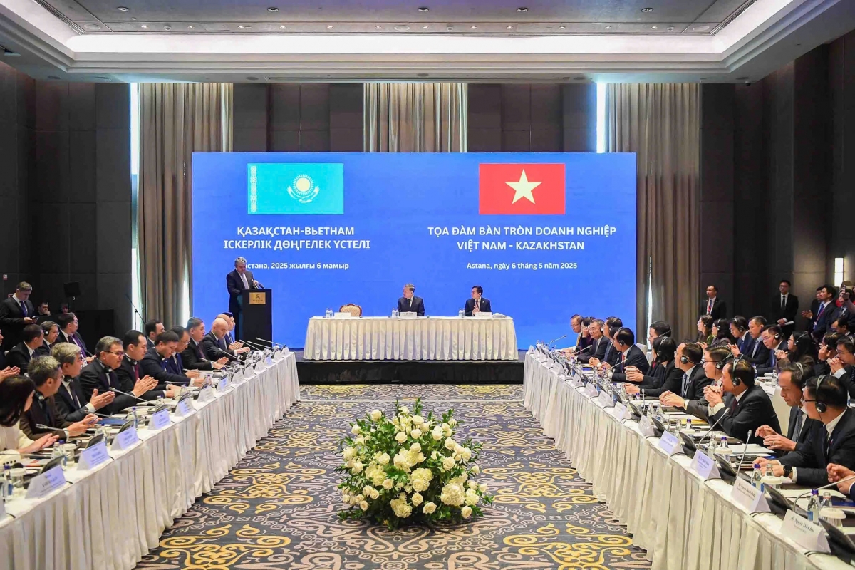 Toạ đàm bàn tròn doanh nghiệp Việt Nam - Kazakhstan.