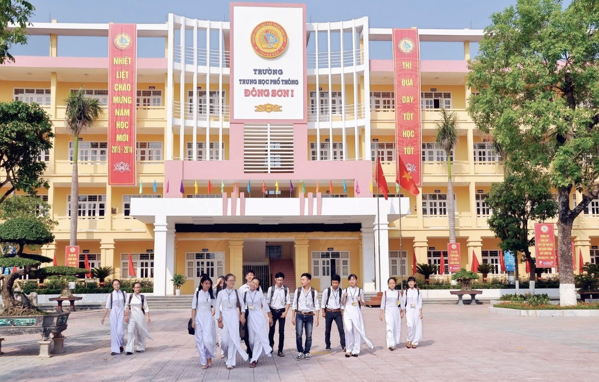 Trường THPT Đông Sơn 1.