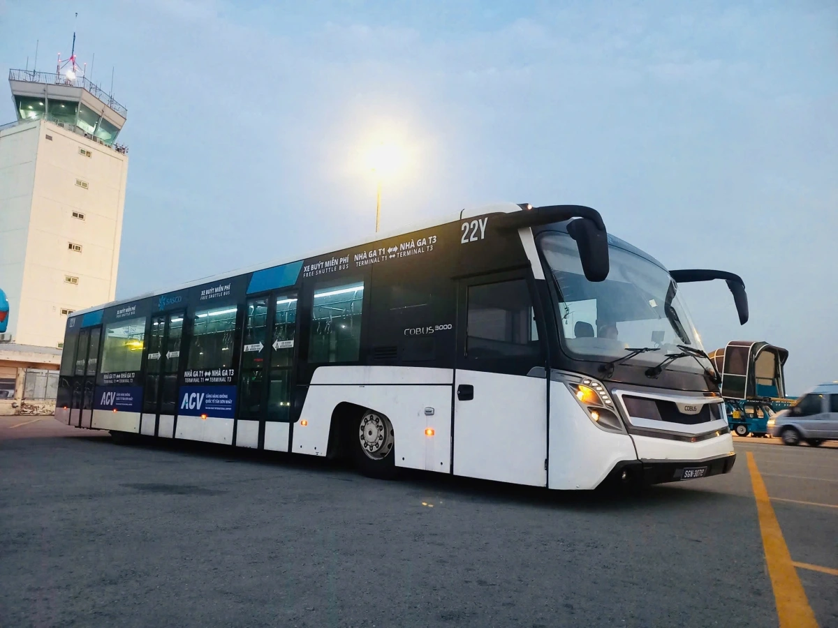 Sân bay Tân Sơn Nhất triển khai xe buýt trung chuyển từ T3 sang T1