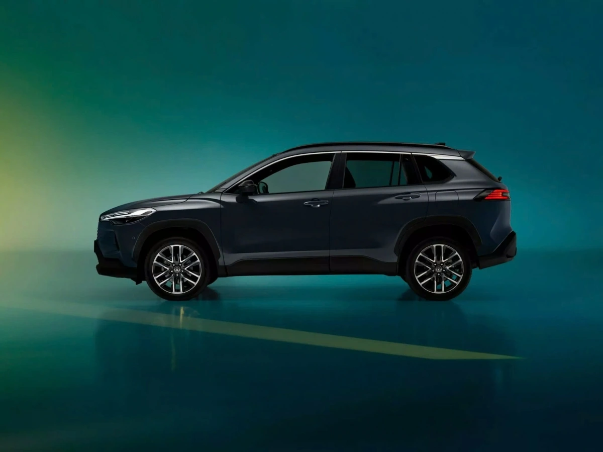Toyota Corolla Cross High 2026