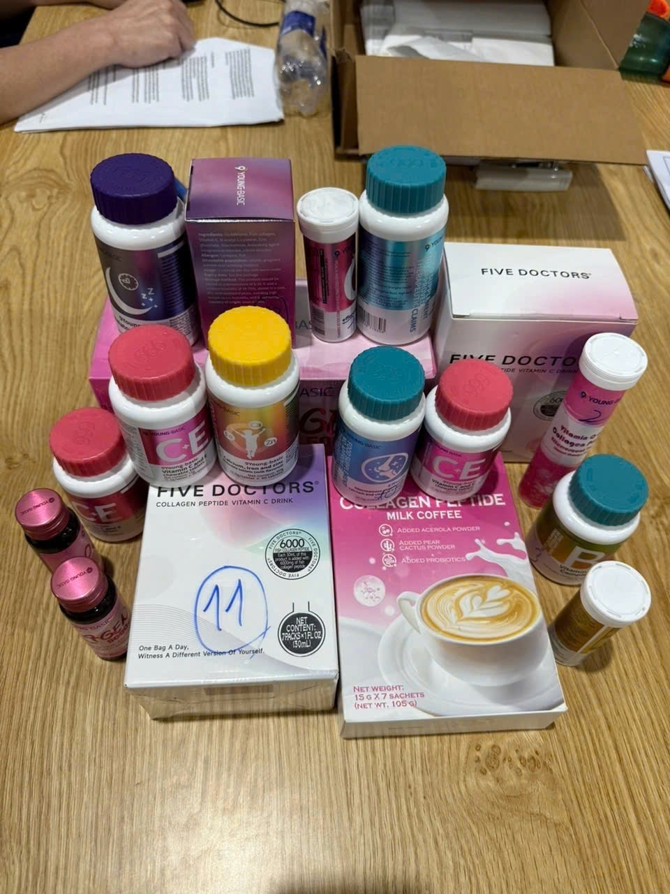 Hơn 212.000 sản phẩm thực phẩm bảo vệ sức khoẻ, chủ yếu là vitamin, collagen, glucosamin... do nước ngoài sản xuất