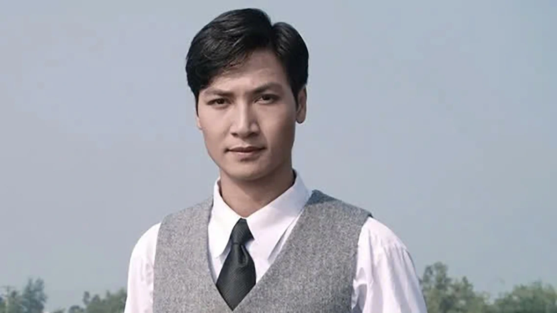 Mạnh Trường chia sẻ rằng việc được đóng vai Bác Hồ là một vinh dự lớn trong sự nghiệp của mình