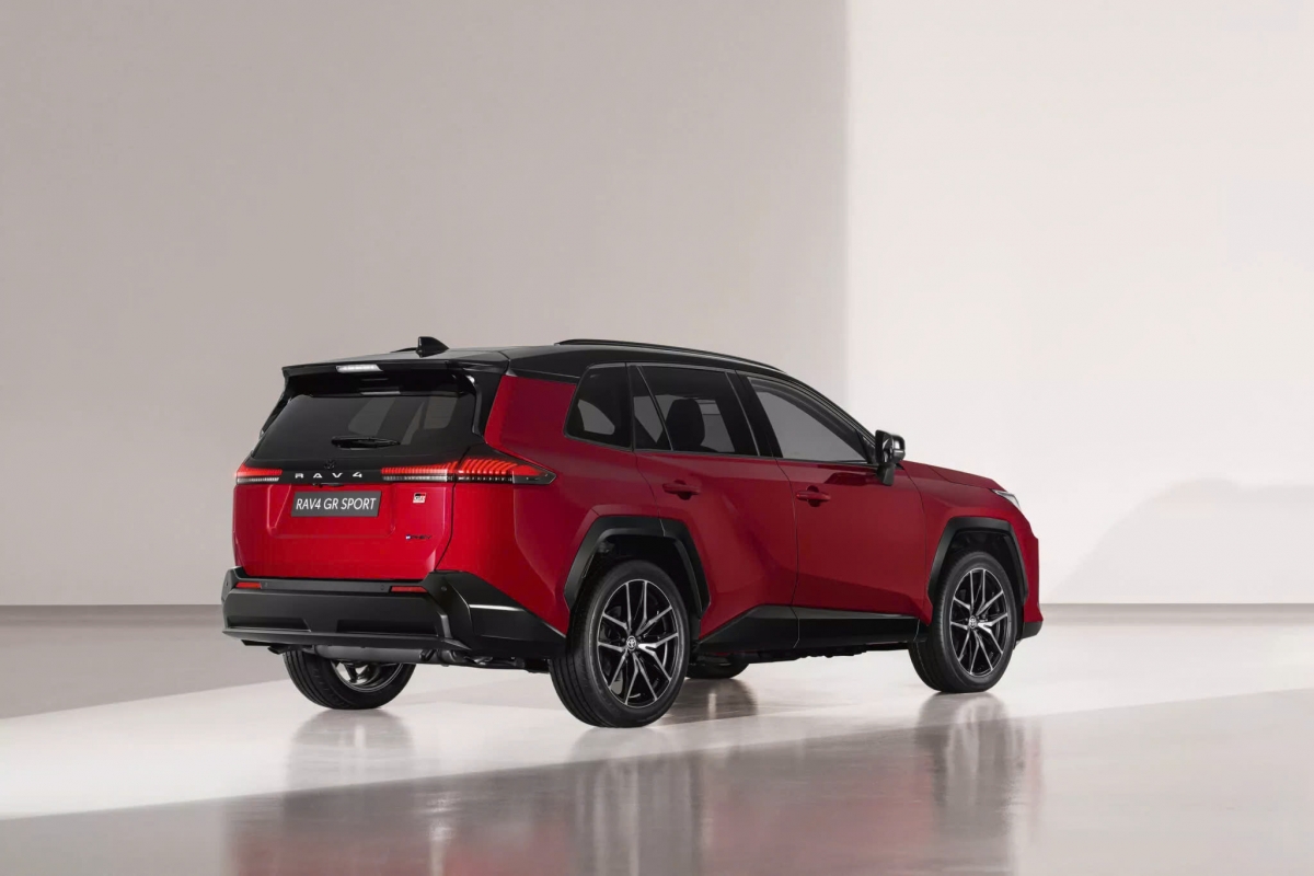 Toyota RAV4 GR Sport dành cho thị trường Châu Âu