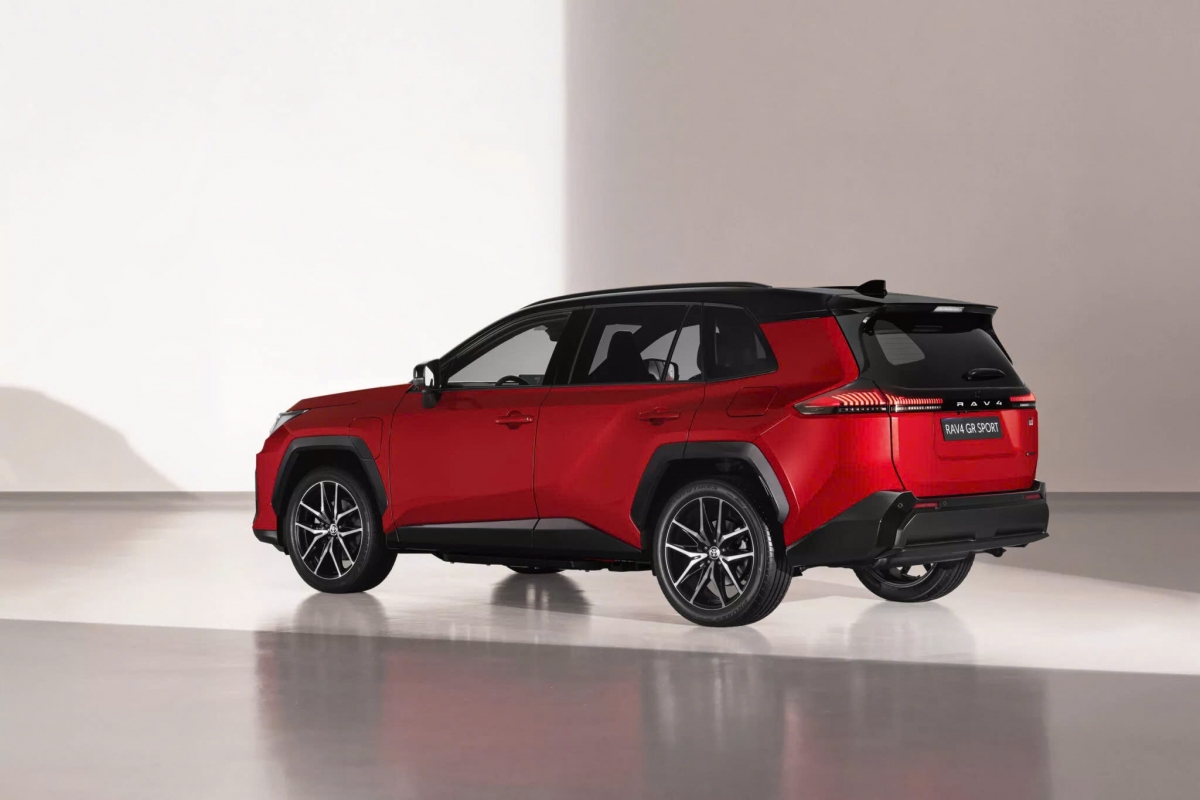 Toyota RAV4 GR Sport dành cho thị trường Châu Âu