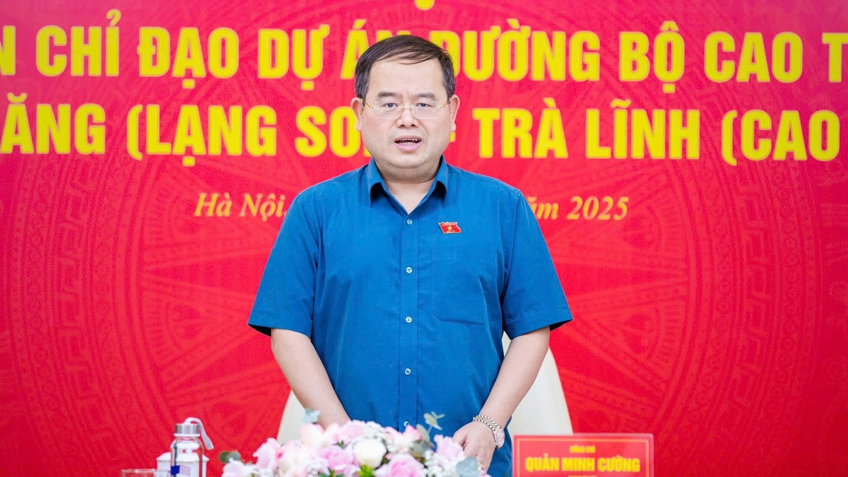 Bí thư Tỉnh ủy Cao Bằng Quản Minh Cường – Trưởng Ban Chỉ đạo dự án phát biểu tại cuộc họp.