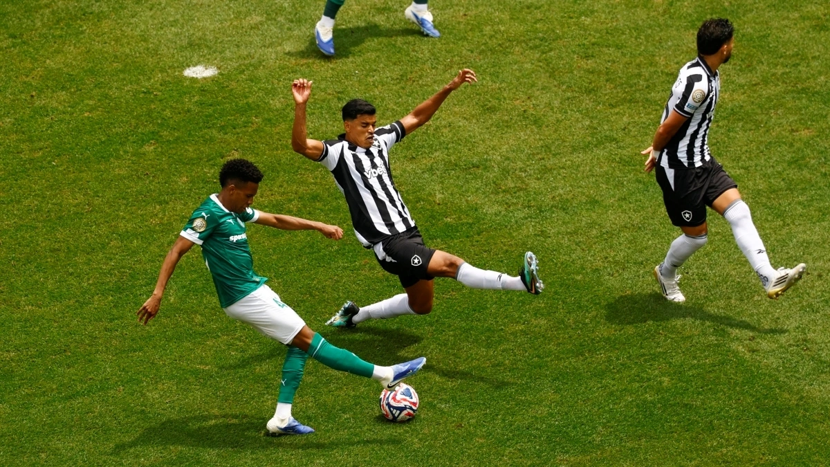 Palmeiras vẫn chưa thể ghi bàn dù ép sân đối phương dữ dội (Ảnh: Reuters).