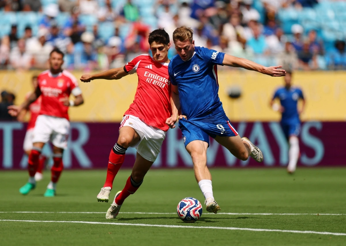 Chelsea đang nhỉnh hơn Benfica về thế trận cũng như số cơ hội ghi bàn tạo ra (Ảnh: Reuters)