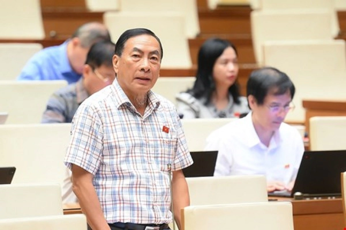 Đại biểu Phạm Văn Hòa (Đồng Tháp) chất vấn Ảnh: Media Quốc hội