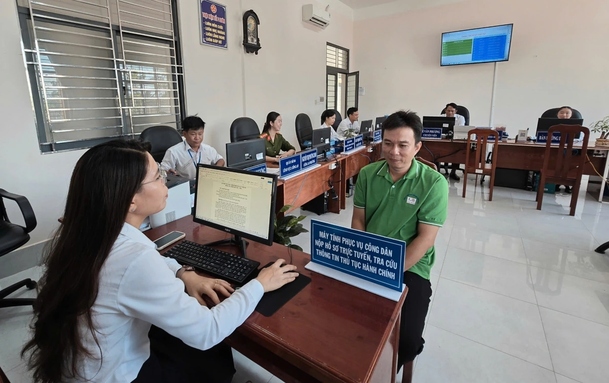 Trung tâm Giải quyết thủ tục hành chính phường Tân Thành vận hành thử nghiệm