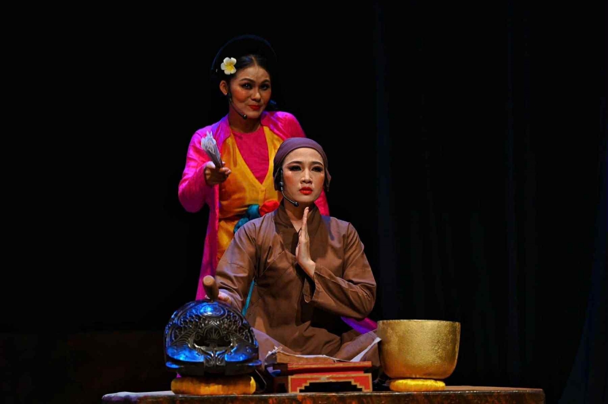 “Quan Âm Thị Kính” phiên bản mới này của Nhà hát chèo Hà Nội vẫn mang đậm nét truyền thống nhưng cũng rất tươi trẻ, phù hợp với công chúng hiện tại.