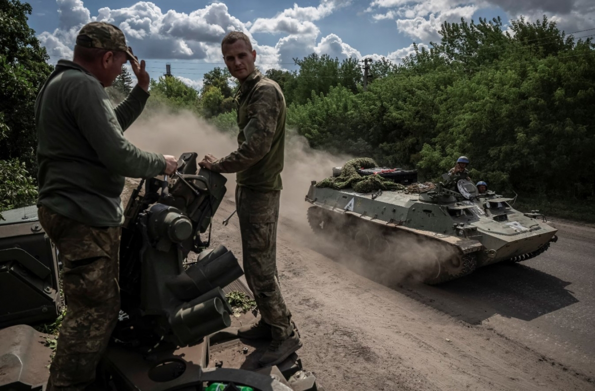 Quân đội Ukraine trên chiến trường. Ảnh: Reuters