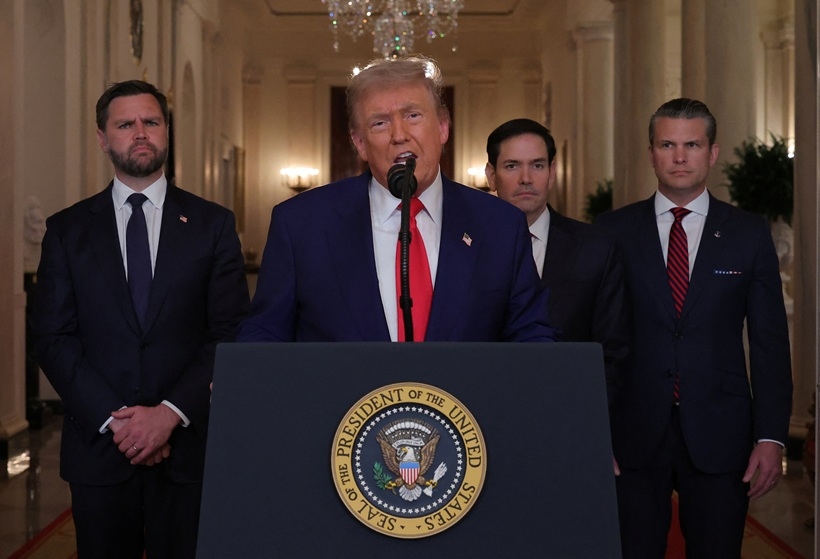 Tổng thống Donald Trump phát biểu tại Nhà Trắng sau cuộc không kích vào Iran. Ảnh: Reuters