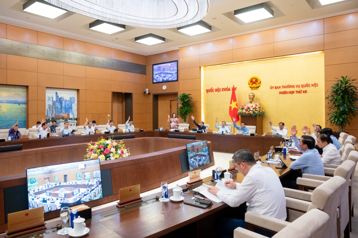 Ủy ban Thường vụ Quốc hội đã biểu quyết thông qua dự thảo Pháp lệnh sửa đổi Điều 10 của Pháp lệnh Dân số