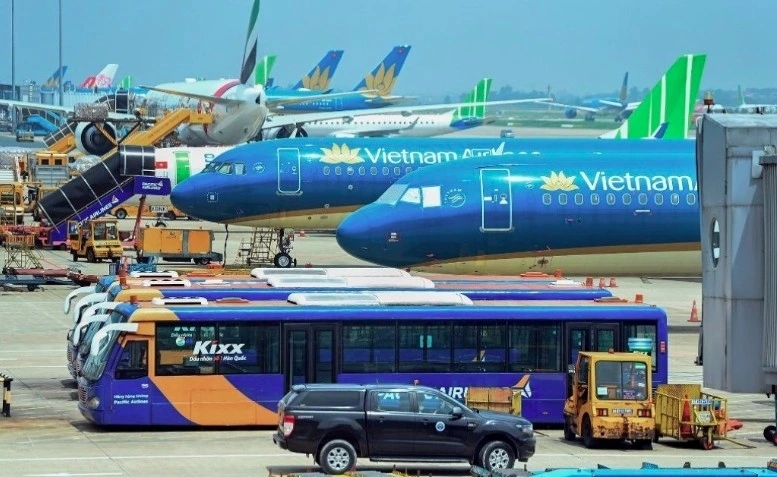 Vietnamese airports are busy during the peak summer holiday period 
(Photo: CAAV)