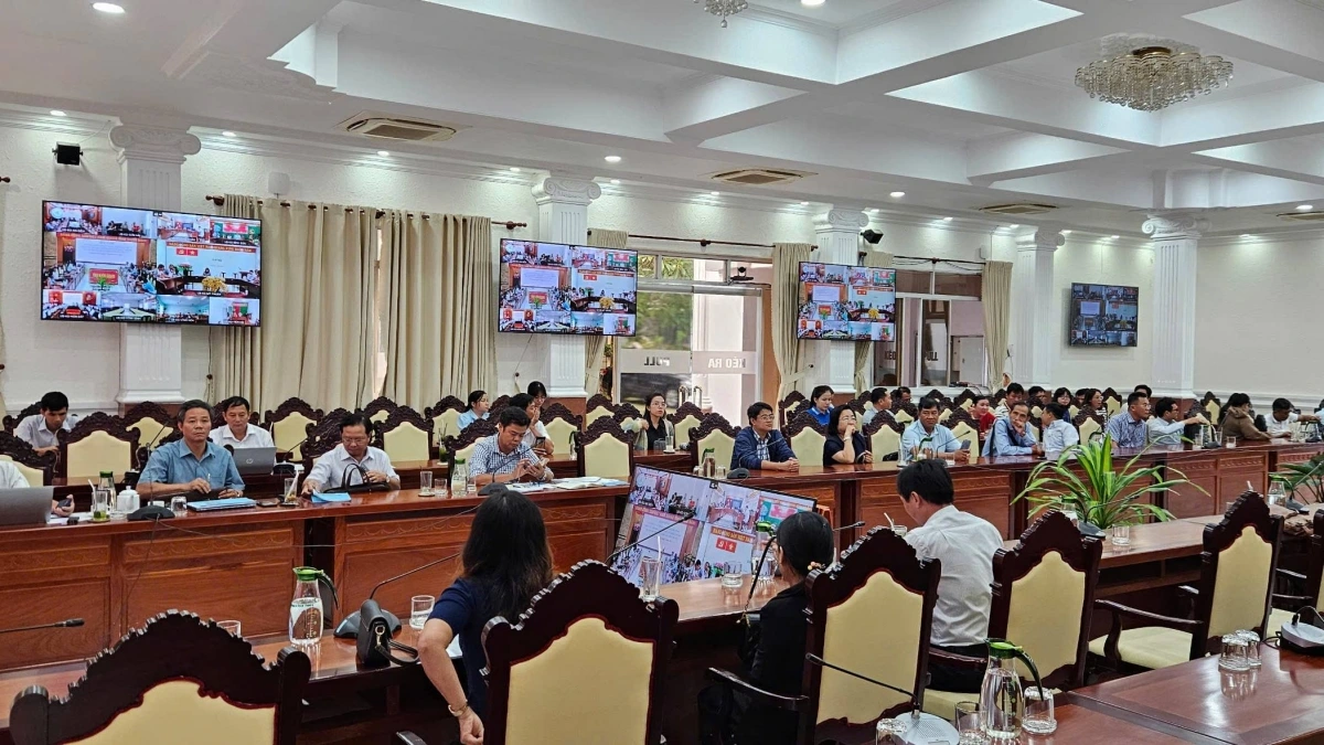 UBND tỉnh tổ chức tập huấn cho 48 xã về thực hiện tổ chức bộ máy trung tâm hành chính công