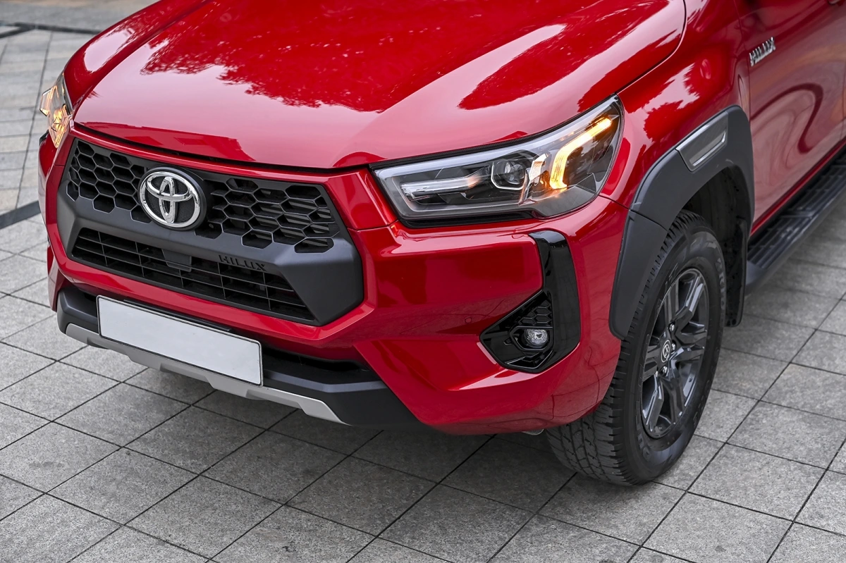 Cải tiến thiết kế mang đến sự trẻ trung cho Hilux phiên bản nâng cấp. 