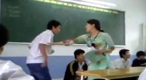 Luật Nhà giáo tới đây cần quy định rõ điều này để giáo viên phải thấy được trách nhiệm nghề nghiệp của mình.