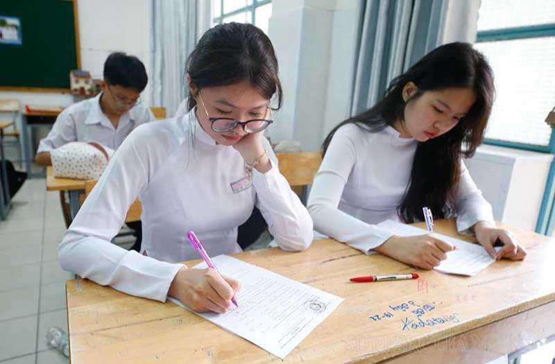 Trường mới bổ sung thêm tổ hợp C03 (Toán, Văn, Lịch sử) và C04 (Toán, Văn, Địa lí) cho phương thức 100 (kết quả thi tốt nghiệp THPT) cho 26/28 ngành đào tạo .