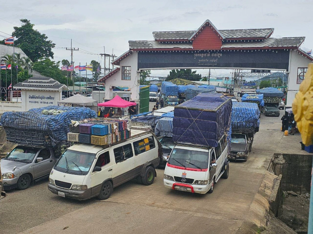 Cửa khẩu biên giới Campuchia - Thái Lan. (Ảnh: Facebook)