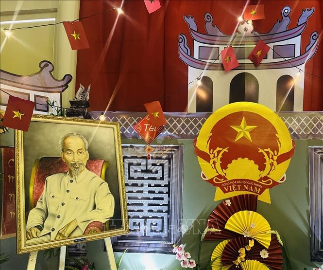 Một góc Không gian “Việt Nam - Đất nước, Con người”. Ảnh: TTXVN