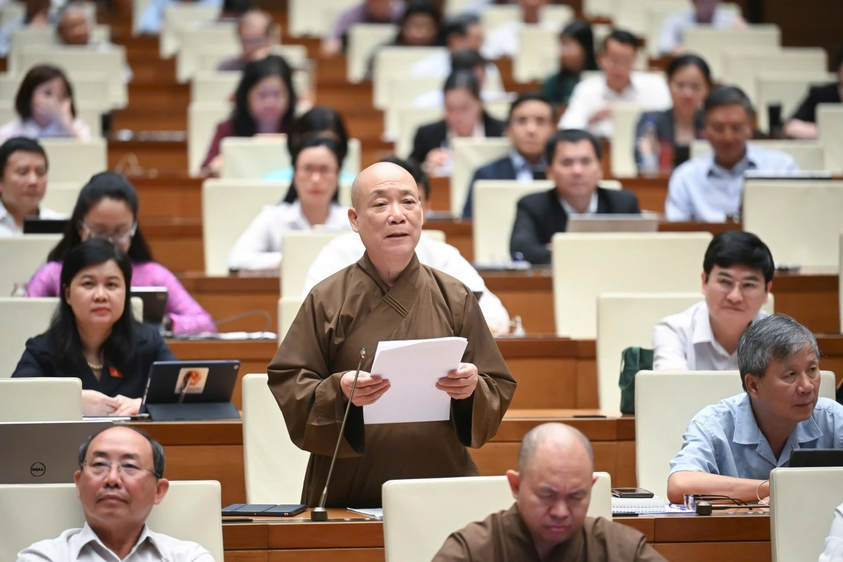 Đại biểu Hòa thượng Thích Bảo Nghiêm - Đoàn ĐBQH TP Hà Nội. (Ảnh: Quốc hội)