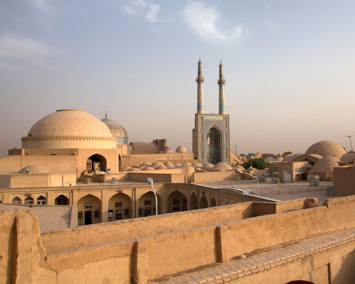 Đền thờ Hồi giáo Jāmeh ở Yazd, Iran. Ảnh: Pascal Mannaerts/Alamy