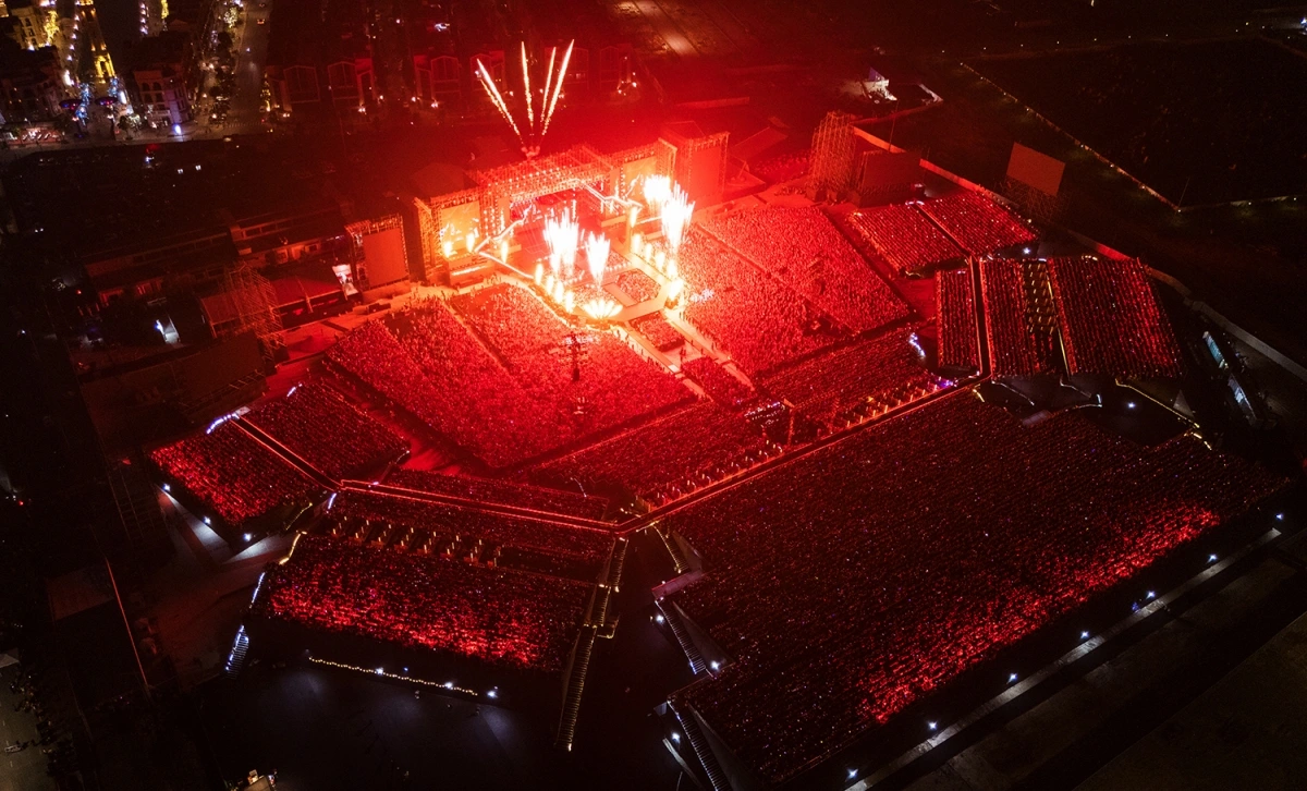 Tiếp nối chuỗi Anh trai vượt ngàn chông gai concert, Day 5 của đêm diễn đã được tổ chức tại miền Bắc vào ngày 14/6 với sự quy tụ của hàng chục ngàn khán giả.