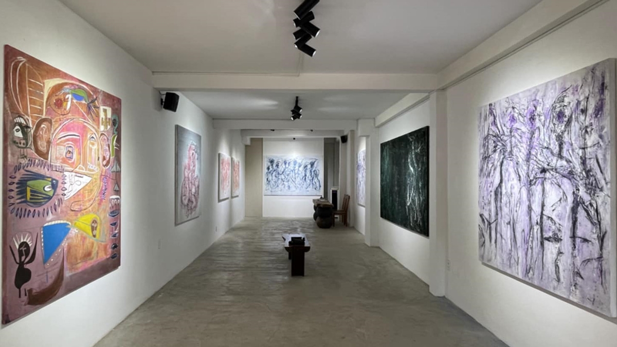 “Giữa Hai Mùa” là một triển lãm nghệ thuật đương đại do unframe contemporary art tại Phú Quốc khởi xướng và tổ chức. Ảnh: BTC.