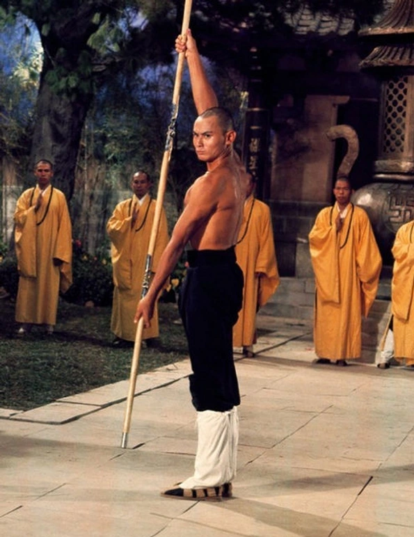 Gordon Liu đã xây dựng sự nghiệp vang dội như một ngôi sao võ thuật huyền thoại của Hồng Kông (Trung Quốc.