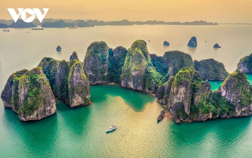 Ha Long Bay