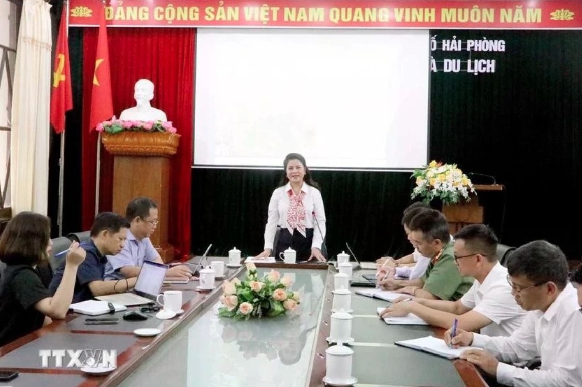 Tran Thi Hoang Mai, Director of the Hai Phong Department of Culture, Sports and Tourism, gives information about the new night tour on June 2.
