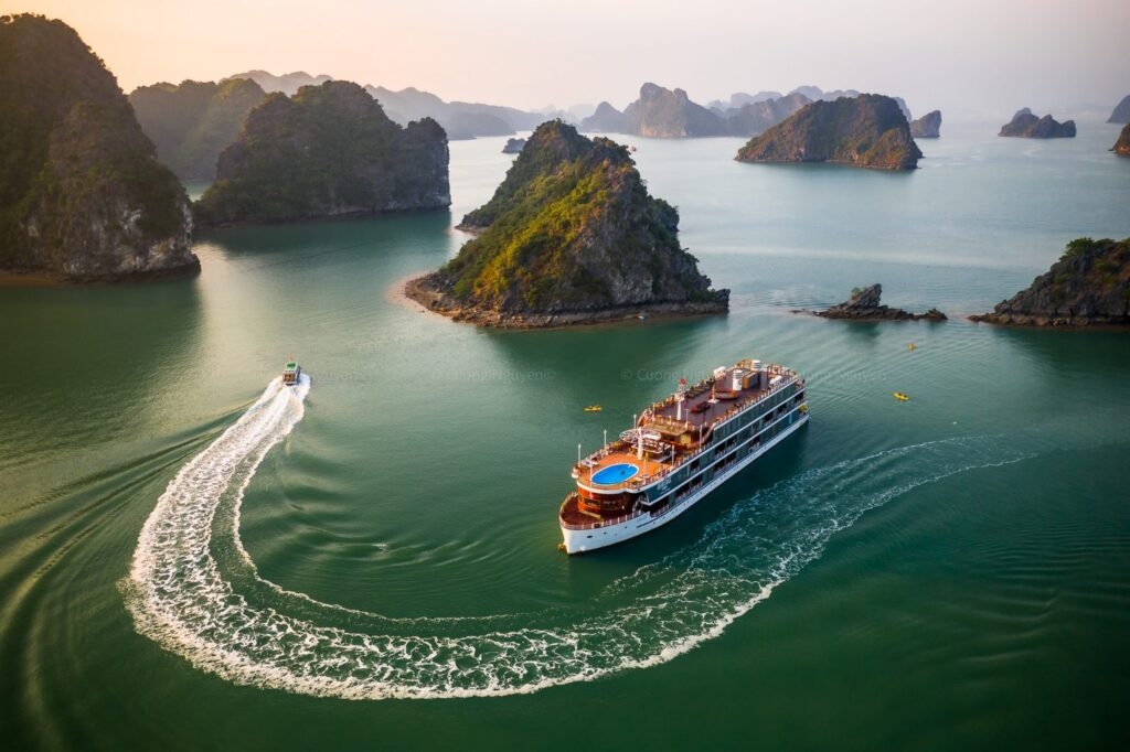 Vietnam's Heritage Cruises is listed among the Top 10 Best River Cruises in Asia
(Photo: heritagecruises.com)