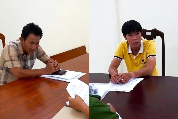  Đặng Đạo (áo vàng) và Nguyễn Tý tại Cơ quan Công an. (Ảnh: Công an tỉnh Khánh Hòa)