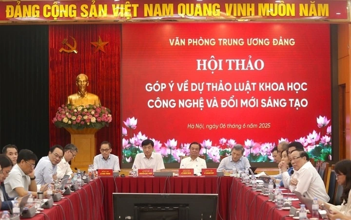 Hội thảo do Văn phòng Trung ương Đảng, Bộ Khoa học và Công nghệ, Ủy ban Khoa học, Công nghệ và Môi trường của Quốc hội phối hợp tổ chức.