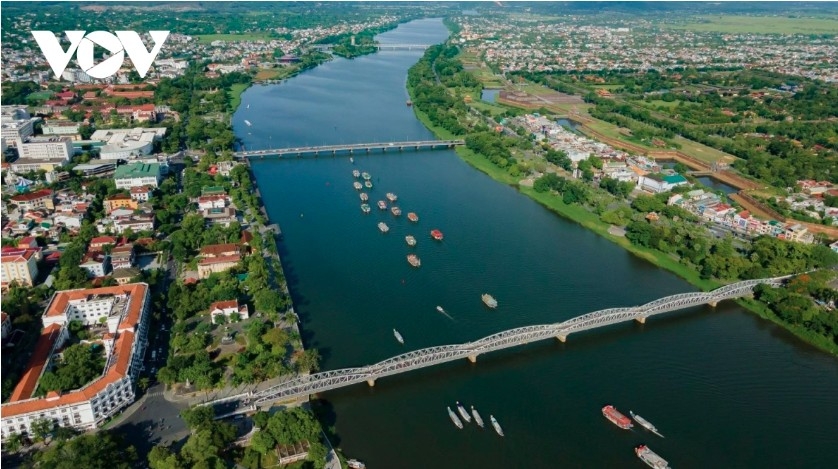 Huong (Perfume) river in Hue city