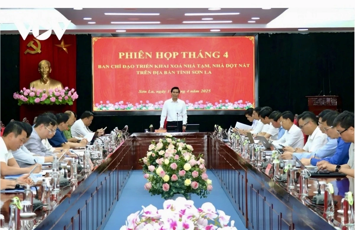 Ban chỉ đạo Chương trình xoá nhà tạm, nhà dột nát tỉnh Sơn La thường xuyên họp, cập nhật tiến độ và tháo gỡ khó khăn cho các địa phương trong quá trình thực hiện chương trình