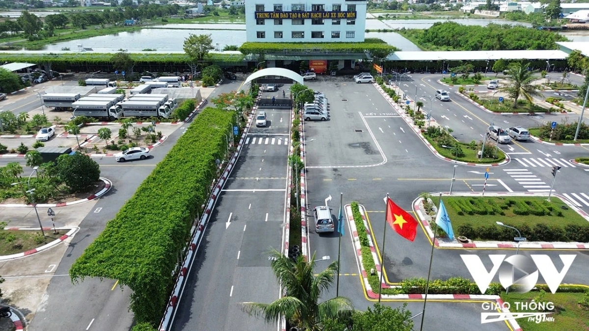 Khu vực thi thực hành tại Trung tâm Sát hạch lái xe Hóc Môn, TP. Hồ Chí Minh.