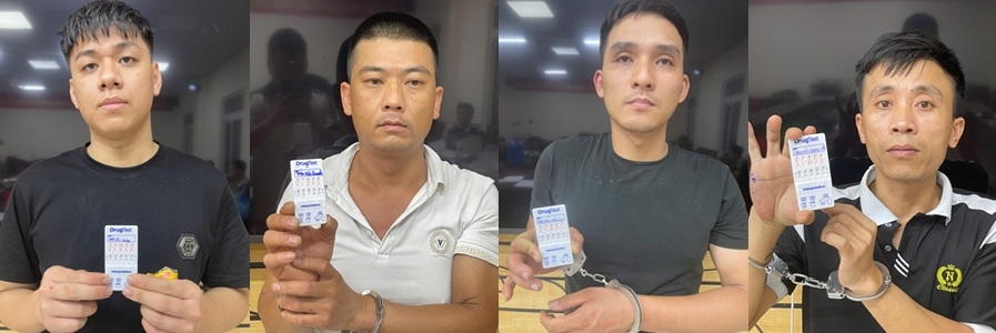  Hồ Phi Hùng, Trần Văn Doanh, Nguyễn Xuân Lộc và Nguyễn Quang Yên (trái sang phải)