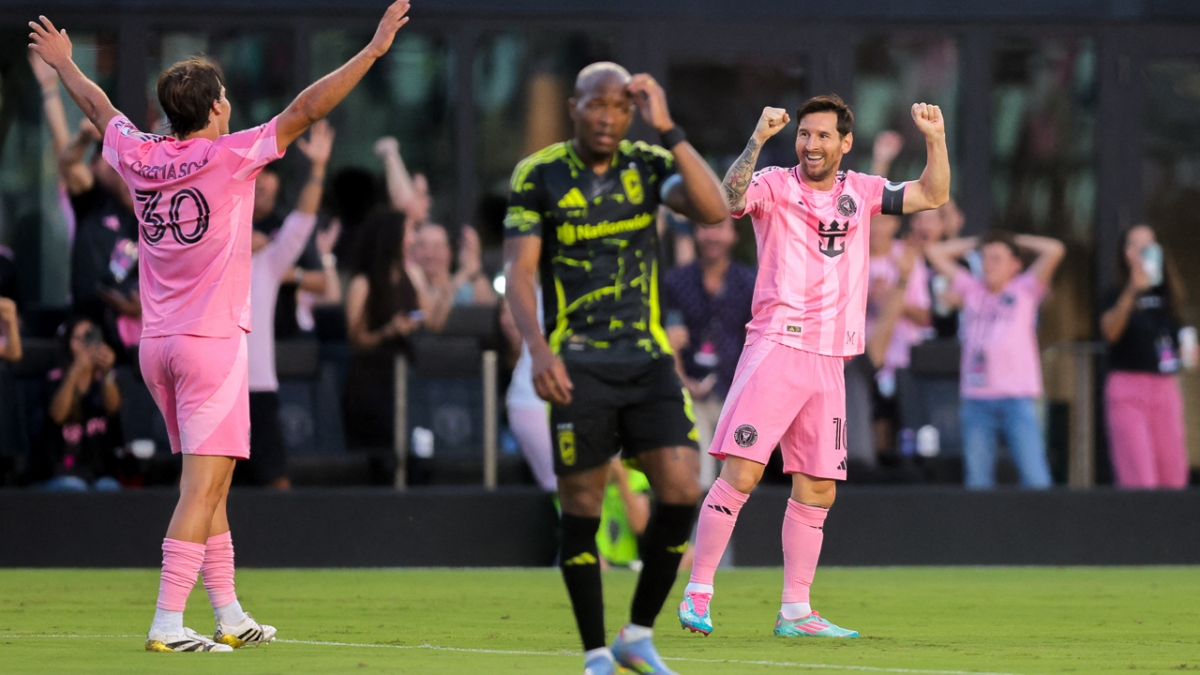 Lionel Messi toả sáng rực rỡ với 2 bàn, 2 kiến tạo (Ảnh: Reuters)