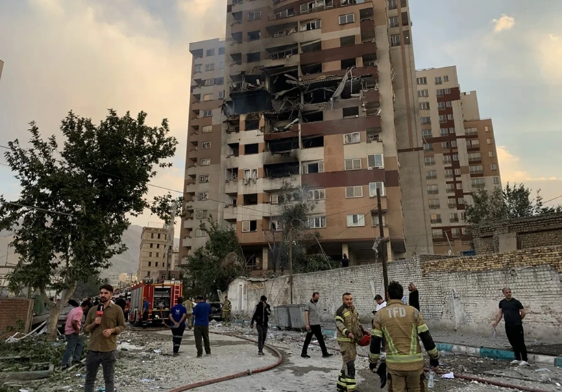 Một tòa nhà bị hư hại ở Tehran, Iran, sau cuộc không kích của Israel vào ngày 13 tháng 6 năm 2025. Ảnh: The Kyiv Independent